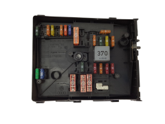 Fuse Box 1K0937125D 0-1718307-3 VW Audi Skoda Seat Tyco 19848