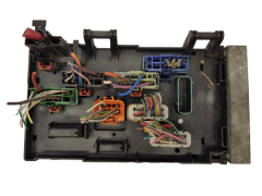 Fuse Box Chrysler 05144579AC 05144509AD 19605 Fuse Box Chrysler 05144579AC 05144509AD 19605