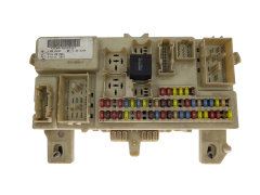 Fuse Box Ford 4M5T-14A073-CF 519099501 20526