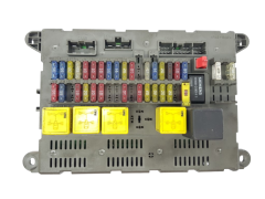 Fuse Box Land Rover 518665104 YQE102930