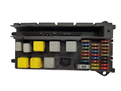 Fuse Box A9065450401 518817028 Mercedes-Benz