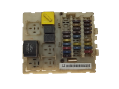 Fuse Box Ford 98AG14A073AH 518234901 20882