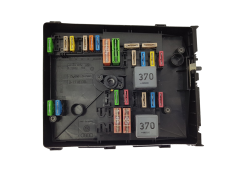 Fuse Box 1K0937125B 0-1718307-2 VW Audi Skoda Seat 19032