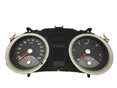 Speedometer/Instrument Cluster Renault Megane 2 8200399700 B 29657
