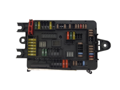 Fuse Box 926111102 19178.000.001 BMW 19146