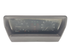 Speedometer/Instrument Cluster Range Rover 1 LR0002002 PRC8417 NS Speedometer/Instrument Cluster Range Rover 1 LR0002002 PRC8417 NS