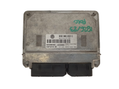 Controller 03D906032C 5WP40124 06 VW Siemens 2798