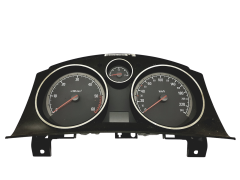 Speedometer/Instrument Cluster Opel Astra H 13267549 UE Siemens VDO GM Speedometer/Instrument Cluster Opel Astra H 13267549 UE Siemens VDO GM