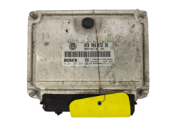 Controller VW 030906032DQ 0261207681 Bosch