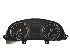 Speedometer/Instrument Cluster VW Jetta 5C6920870 A2C53370859 VDO