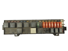 Fuse Box Chrysler 4707730L Fuse Box Chrysler 4707730L