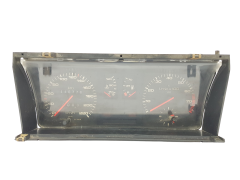 Speedometer/Instrument Cluster Audi 80 90 811919086 81117434 VDO