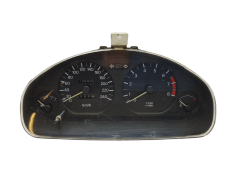 Speedometer/Instrument Cluster Mitsubishi Carisma MR270100 0P0179103 2859