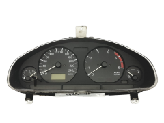 Speedometer/Instrument Cluster Mitsubishi Carisma MR915790 0P0264101 UKNSI