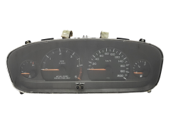 Speedometer/Instrument Cluster Chrysler Voyager P04685629AB 33448