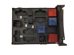 Controller 8200148809 8200004201 518095401 Renault 2557