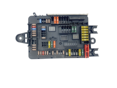 Fuse Box BMW 6114 V8 926111103