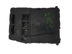 Controller UCH X84 N2 8200309690 S118400220D Renault Siemens 2003