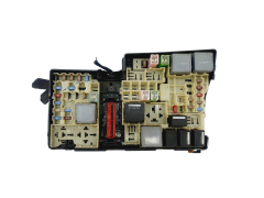 Fuse Box Ford AV6T-14A067-AD E02345500