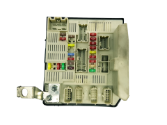 Controller Renault USM-X61 N3 8201044235 31355