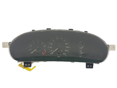 Speedometer/Instrument Cluster Mazda 323 BE6H