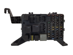 Fuse Box Ford 1S7T-14A073-AE 20148