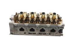 Cylinder Head 8200308854 7701478273 1.2 16v D4F740 Renault 41961km 1695