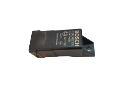 Plug Relay 8200798585 0281003050 Bosch Renault Nissan