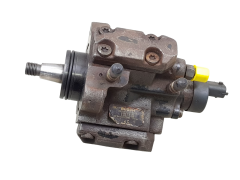 Injection Pump 0445010028 8200010076 Bosch Renault 2,2 dCi