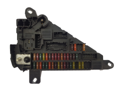 Fuse Box 9138830-01 518956057 BMW 19138