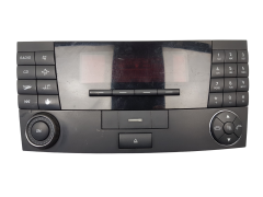 Radio Cassette Player Mercedes-Benz W211 A2118200879