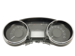 Speedometer/Instrument Cluster Peugeot 5008 3008 9804263680 Yazaki