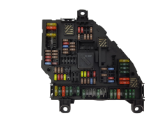 Fuse Box BMW 9252813-01 3-1703345-1 F 18969