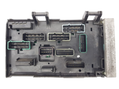 Fuse Box Chrysler 04748479AC Fuse Box Chrysler 04748479AC