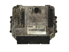 Controller 0281013017 8200570596 8200627930 Renault Bosch