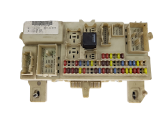 Fuse Box 4M5T-14A073-CH 519099709 Ford