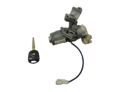 Ignition Switch Toyota Yaris 45020-52-1 7863B