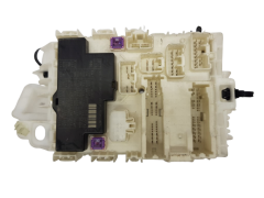 Fuse Box Suzuki P611-9553 20212