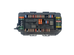 Fuse Box 6114 V7 9337879 01 BMW 37887