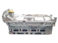 Cylinder Head 7700600552F 7701474702 1.6 16v K4M Renault Megane Scenic 1021