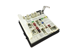 Controller USM-X61 8201044238-B 519219307 Renault 22761