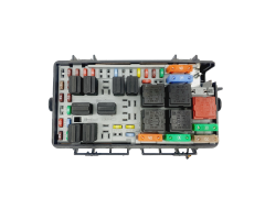 Fuse Box 13217394 EH Opel GM 35045