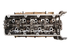 Cylinder Head BMW 1743987 1.9 8V 194E1 2