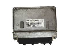 Controller 03E906023Q 5WP40853 04 Skoda Siemens 30312