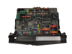 Fuse Box BMW 9119445-02 18231.000.000A B010106900 19101