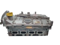 Cylinder Head 7700600552F 8201733230 7701474702 1.4 1.6 16v Renault S3