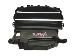 Speedometer/Instrument Cluster Toyota Yaris 21655864-5 21655865-3 37674