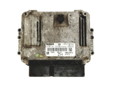 Controller Opel 0281011943 55556829 8973785711 Bosch 19212