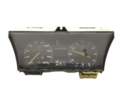 Speedometer/Instrument Cluster VW Jetta Golf MK2 88481409 X16-120.7770 VDO