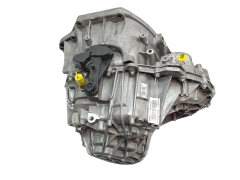 Gearbox New PF6043 PF6040 PF6044 1.6 dCi Trafic 3 Talento NV300 Gearbox New PF6043 PF6040 PF6044 1.6 dCi Trafic 3 Talento NV300